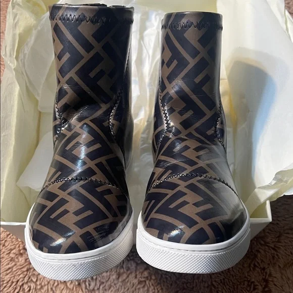 Fendi Kids BLA FENDI PATENT boots - Picture 6 of 10